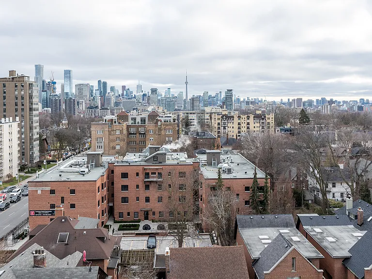 160 Balmoral Ave #906 — Photo 15