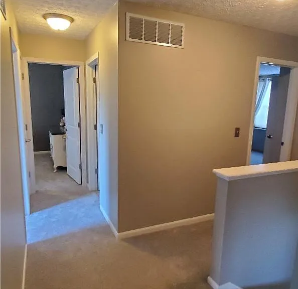 2219 Dixon St — Photo 11