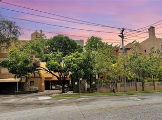 2630 SW 28th St APT 16, Miami, FL 33133