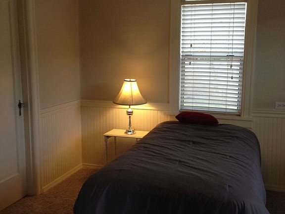 3rd image of 7510 Orchard Ave