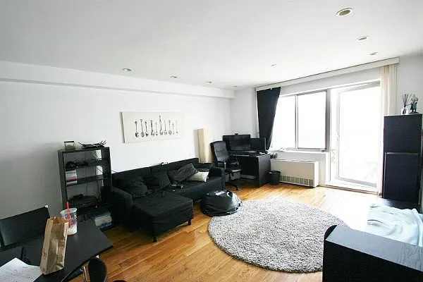 Rented by Aventana | media 14