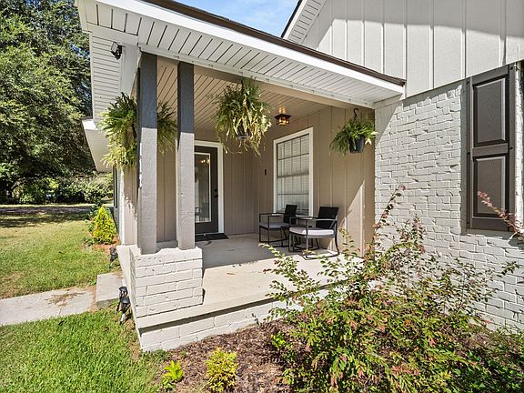 5th image of 172 Brookside Rd