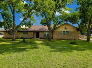 536 E 4th St, Joshua, TX 76058