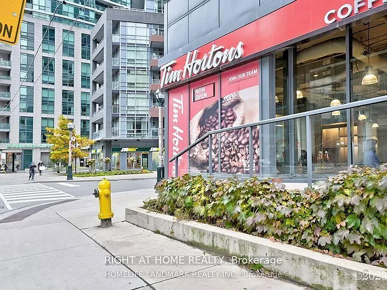19 Bathurst St #3309 — Photo 21