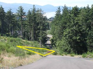 5 Hillsdale St W, Tillamook, OR