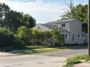 7004 Orchard Ave, Warren, MI 48091