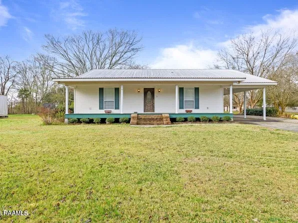 1230 Hebert Ln, Saint Martinville, LA 70582