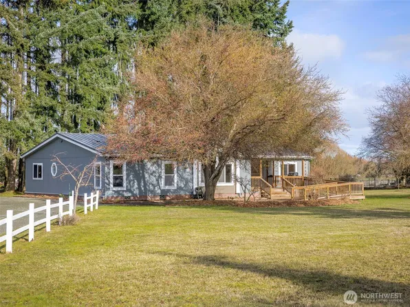200 Leprechaun Lane, Port Angeles, WA 98362