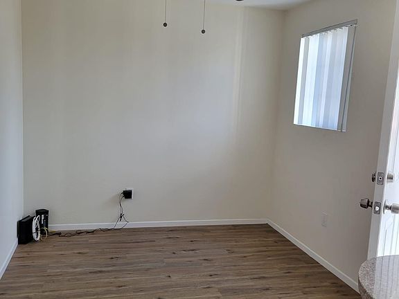 3rd image of 3184 Cosbey Ave #B