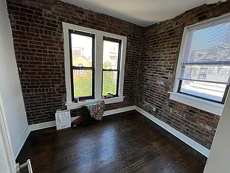 Rented by Best Apartments North Inc