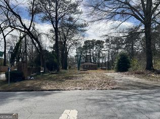 2424 Baker Rd NW, Atlanta, GA 30318