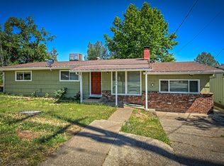 1488 Riviera Dr, Redding, CA 96001