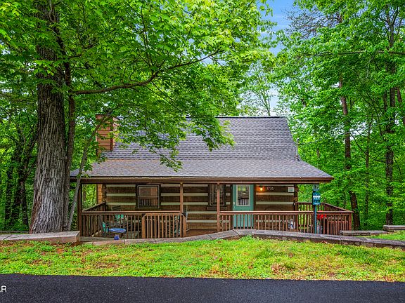 4th image of 1776 Blue Ridge Rd