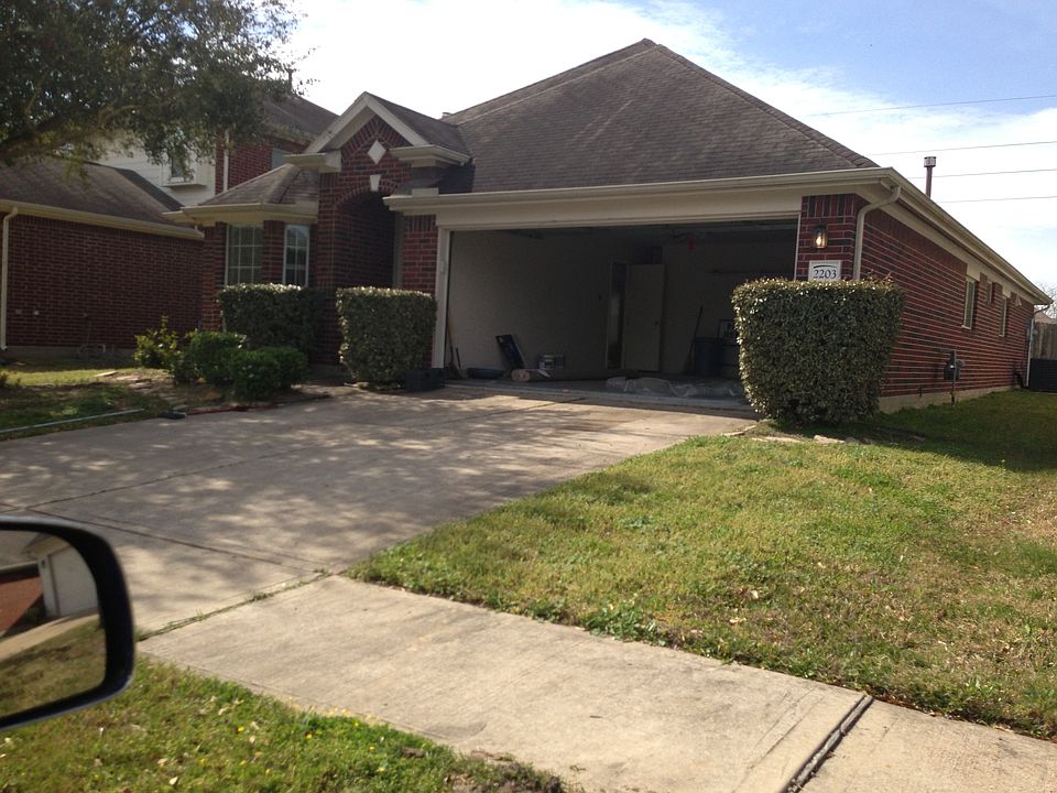 1st image of 2203 Chelsea Vale Dr