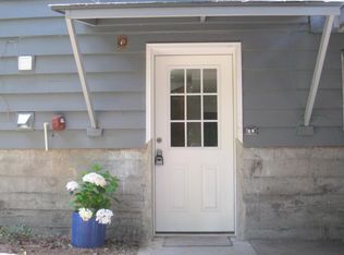 857 NE 151st St #B, Seattle, WA 98155