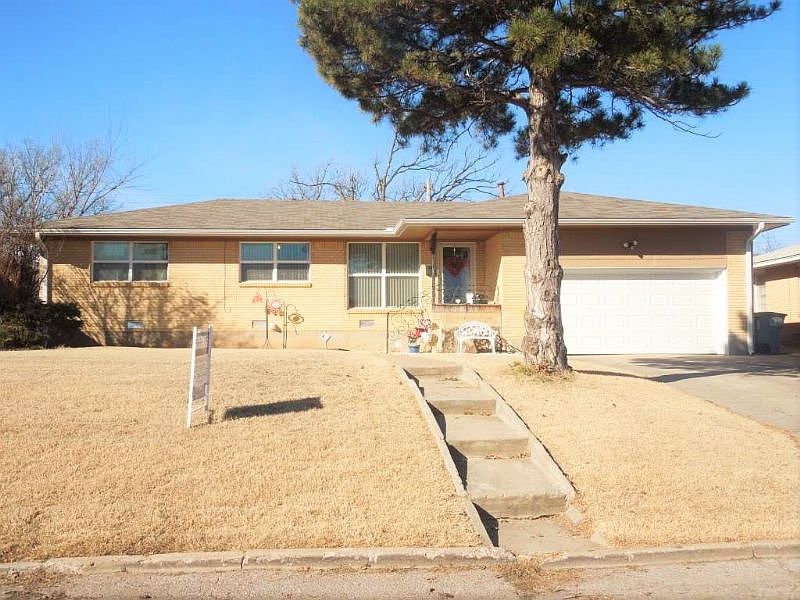 1st image of 806 NW 36th St