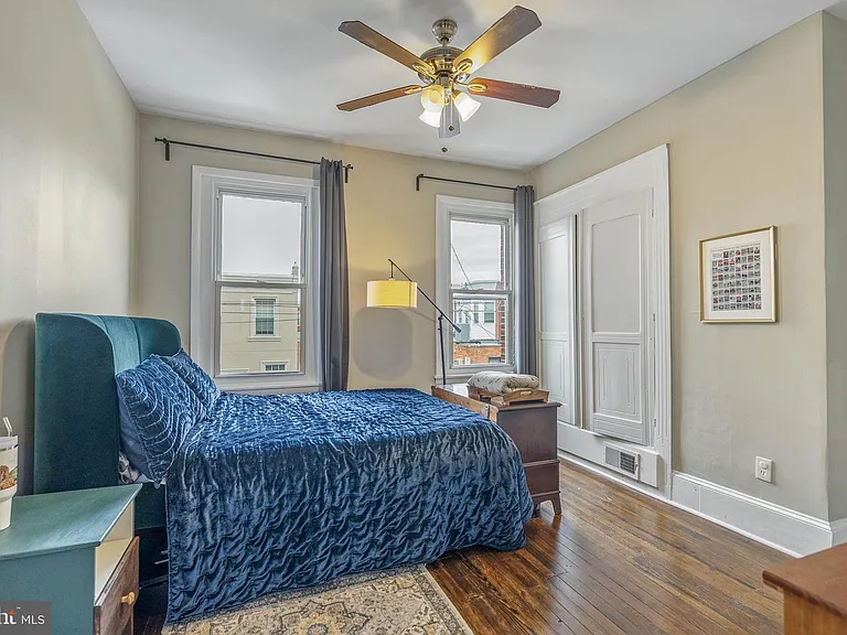 3183 E Thompson St — Photo 17