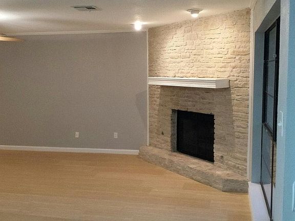 5th image of 1605 Walsh Tarlton Ln