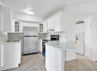 5796 W 26th Ave #205, Hialeah, FL 33016