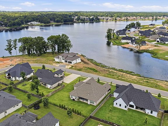 2nd image of 7317 Lake Point Cir