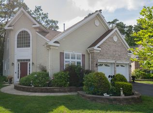 78 Jumping Brook Dr, Lakewood, NJ 08701