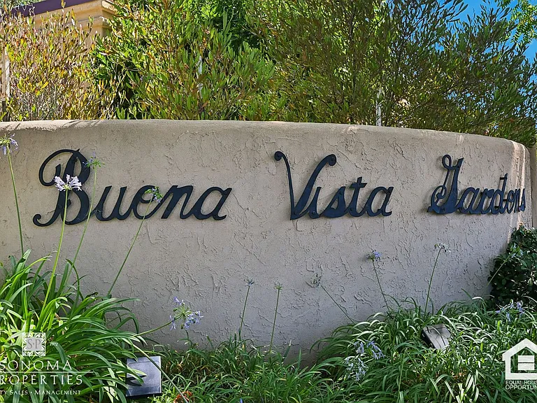 424 La Quinta Ln — Photo 41