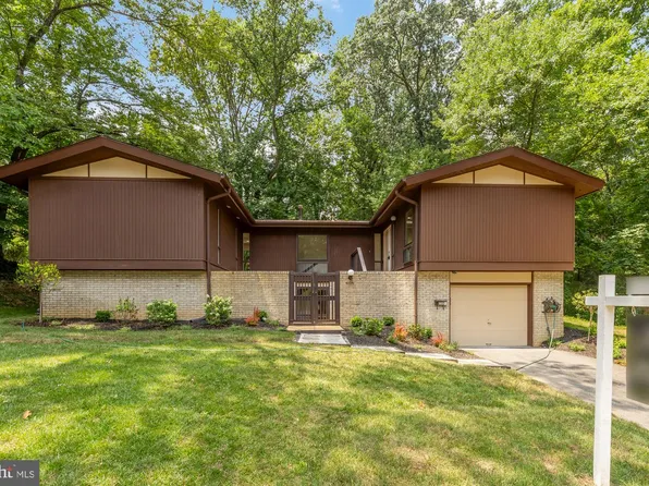 4304 Ann Fitz Hugh Dr, Annandale, VA 22003