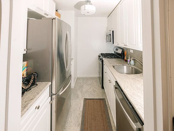 5th image of 142 W End Ave APT 5S