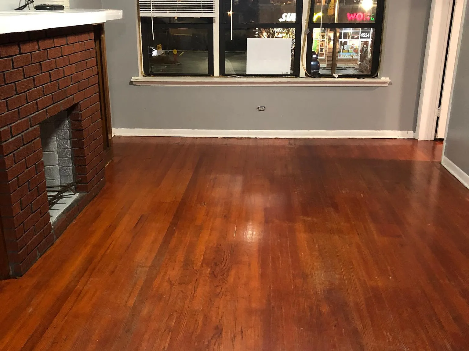 4547 N Kedzie Ave — Photo 3