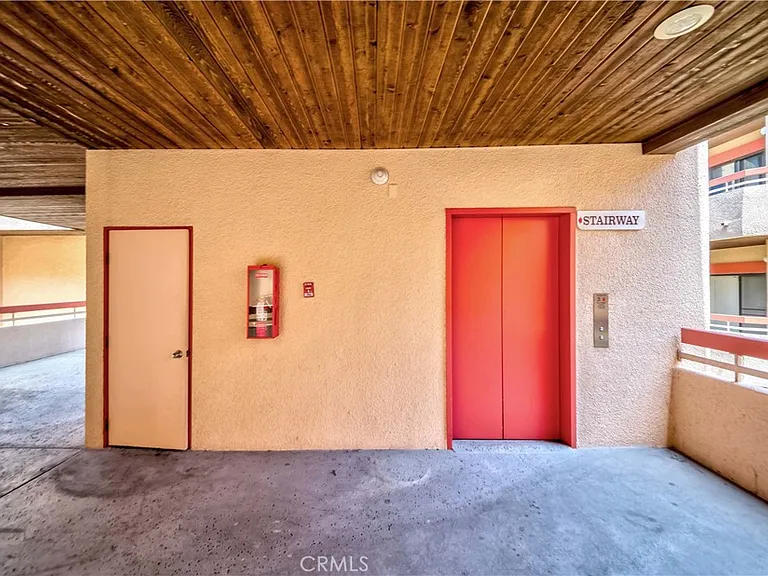 941 W Carson St #226 — Photo 19