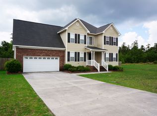 142 Harvest Moon Dr, Richlands, NC 28574