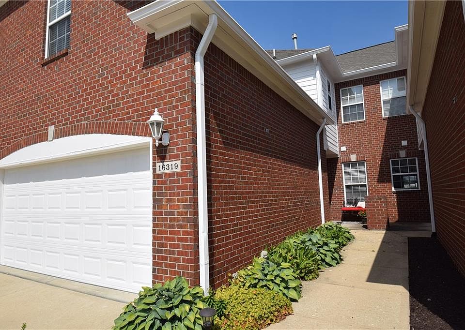 1st image of 16319 Meadowlands Ln