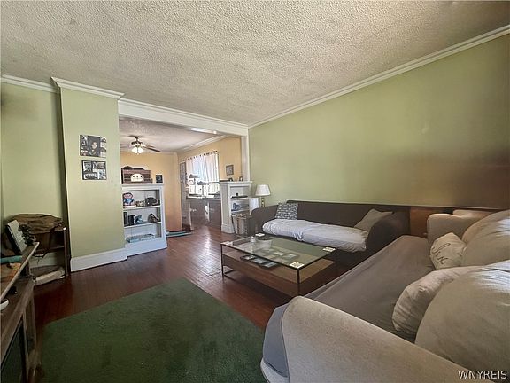 3rd image of 25 Gorski St