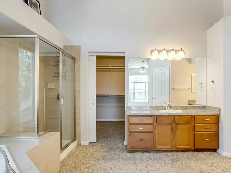 1395 E 100th Ln — Photo 32