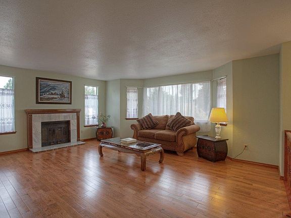 4th image of 5118 65th Ave W