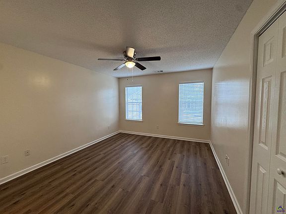 3rd image of 242 Katelyn Cir