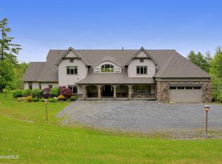 27 Hemlock Hill Rd, Great Barrington, MA 01230