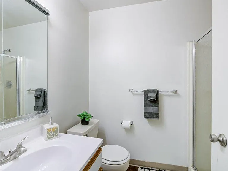 Tory Estates Apartment Homes — Photo 9