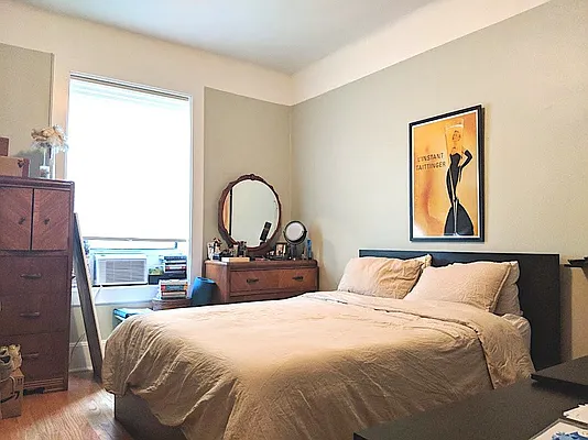 Rented by Compass | media 9