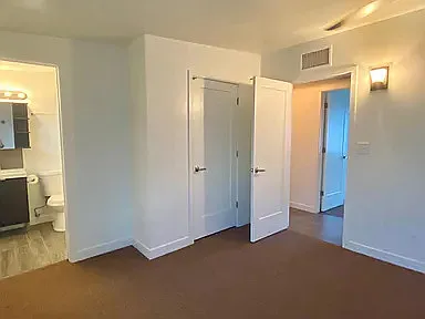 1114 E Adams St #2-4 — Photo 16
