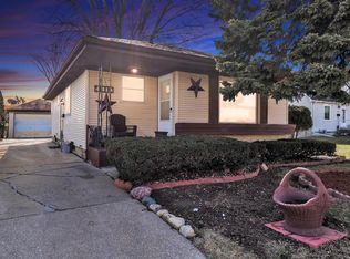 4413 21st St, Racine, WI 53405