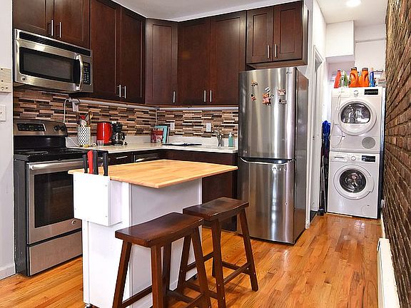 3rd image of 531 E 11th St APT 6W