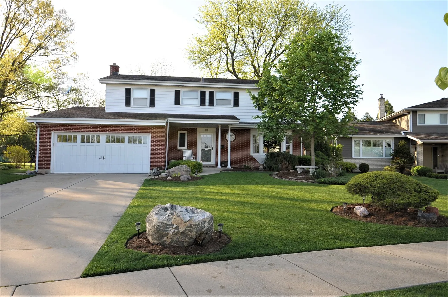 317 Circle Ave photo 1