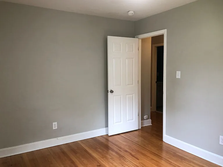 1710 Starbrook Dr — Photo 11