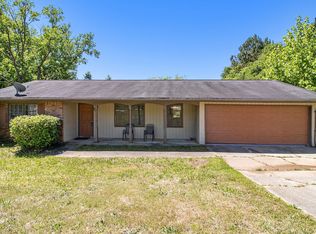 6949 Carleen Ct, Lithonia, GA 30038