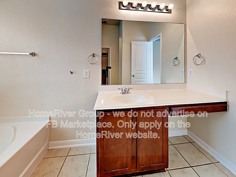 1261 Mountain Peak Dr — Photo 7