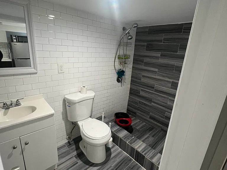 2240 Quimby Ave — Photo 5