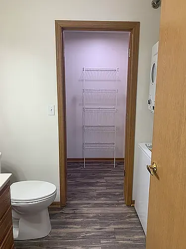 Crown Pointe Apartments — Photo 12