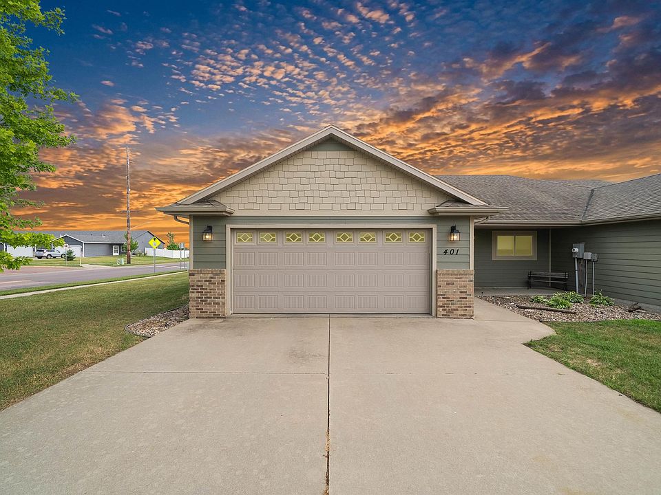 1st image of 401 Cypress Cir