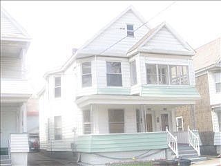 2nd image of 1122 Willett St